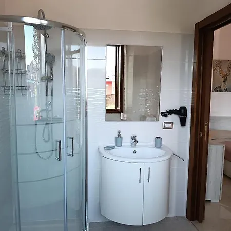 Bed & Breakfast Il Tulipano Free Private Parking 3*